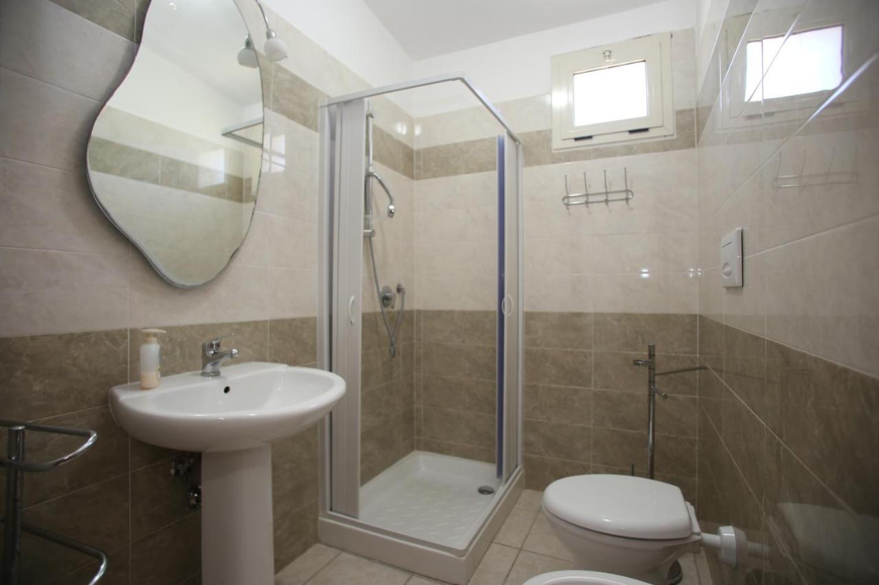 Annaluce Apartments ヴィエステ エクステリア 写真